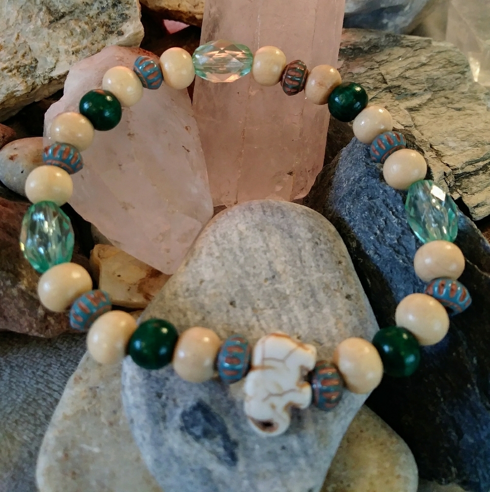 Custom made stretchy bracelet